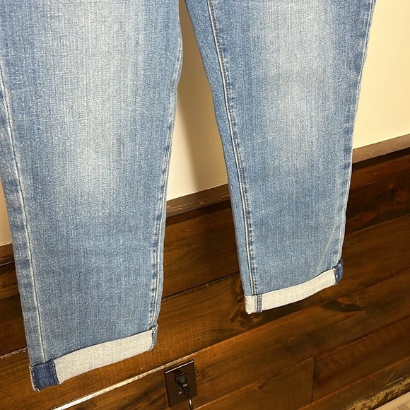 NWT Loft Outlet Modern Denim Crop Jeans- 6 - Picture 3 of 7
